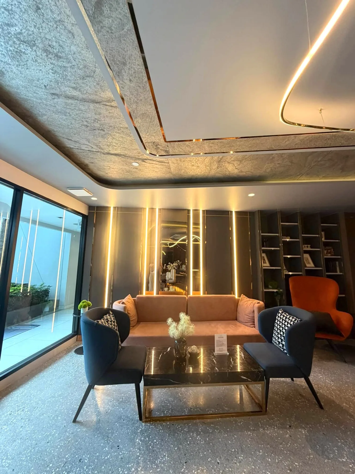Arise Charoen Mueang Top-Floor 1BR Condo For Rent | Panoramic Doi Mountain View — photo 14 of 21