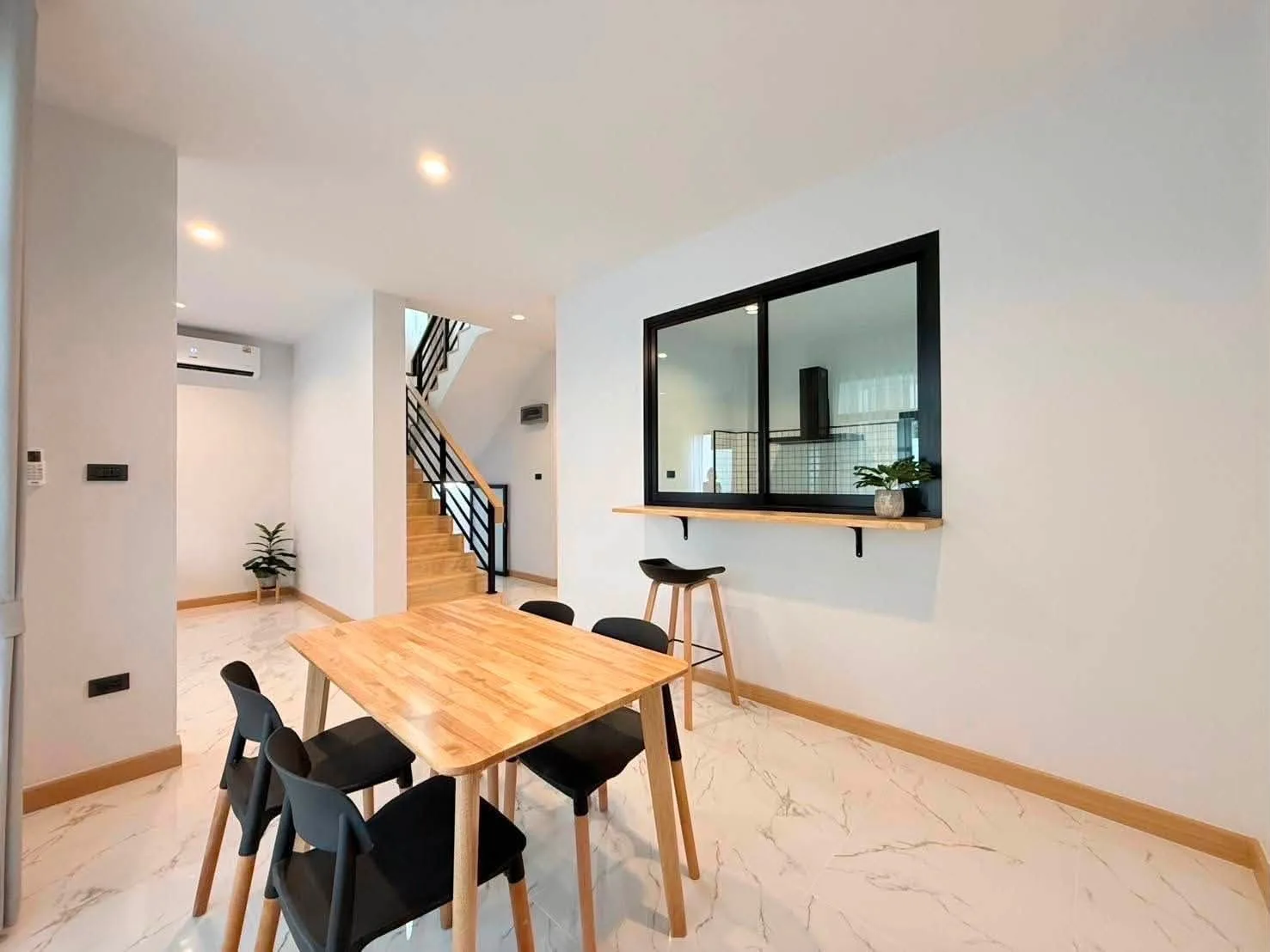 Brand New 3BR Twin House for Rent Near Kad Farang Hang Dong — photo 8 of 11