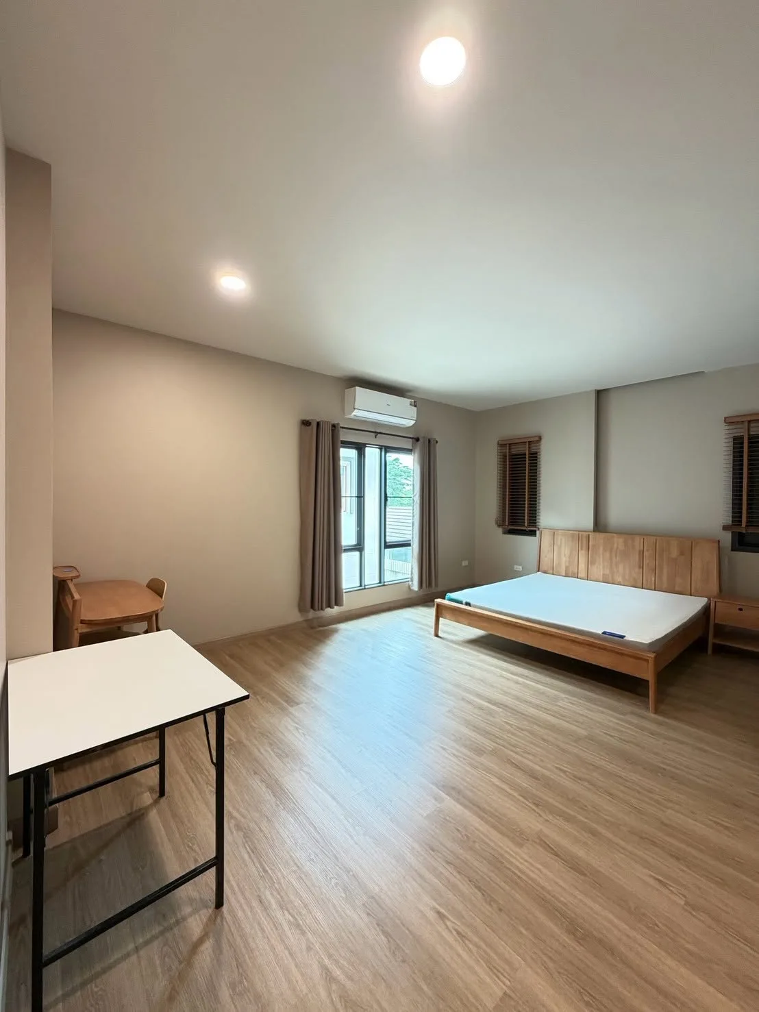 Grand 4BR House for Rent | Huge 287 sq.w. Garden in Than Dong Hang Dong — photo 24 of 35
