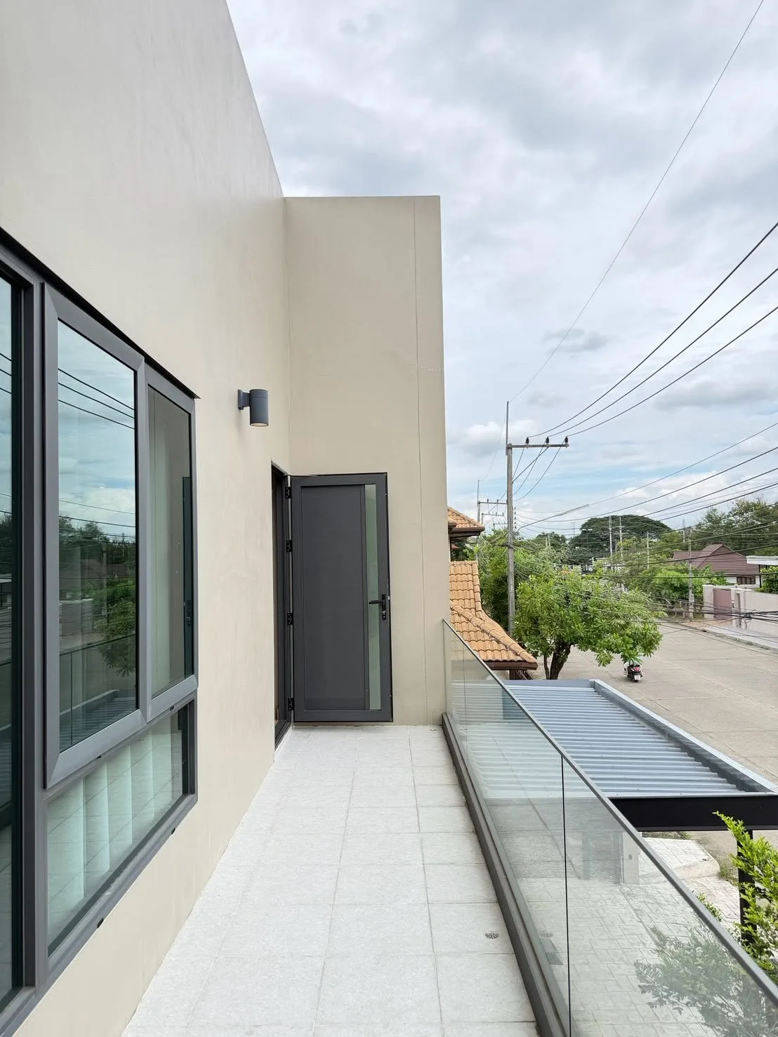 Grand 4BR House for Rent | Huge 287 sq.w. Garden in Than Dong Hang Dong — photo 33 of 35