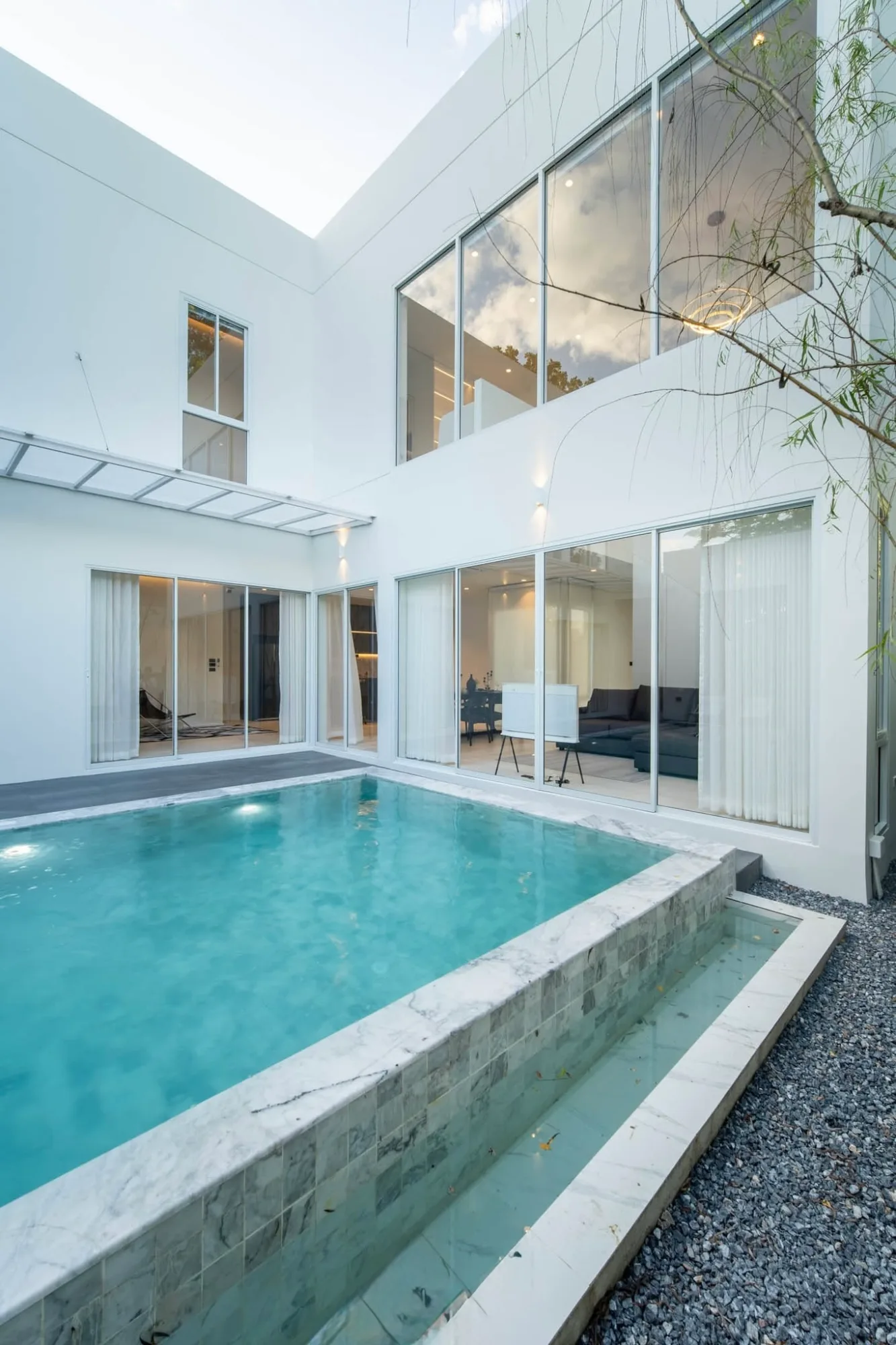 Luxury 4BR Modern Pool Villa For Rent Near Kad Farang Hang Dong — photo 11 of 35