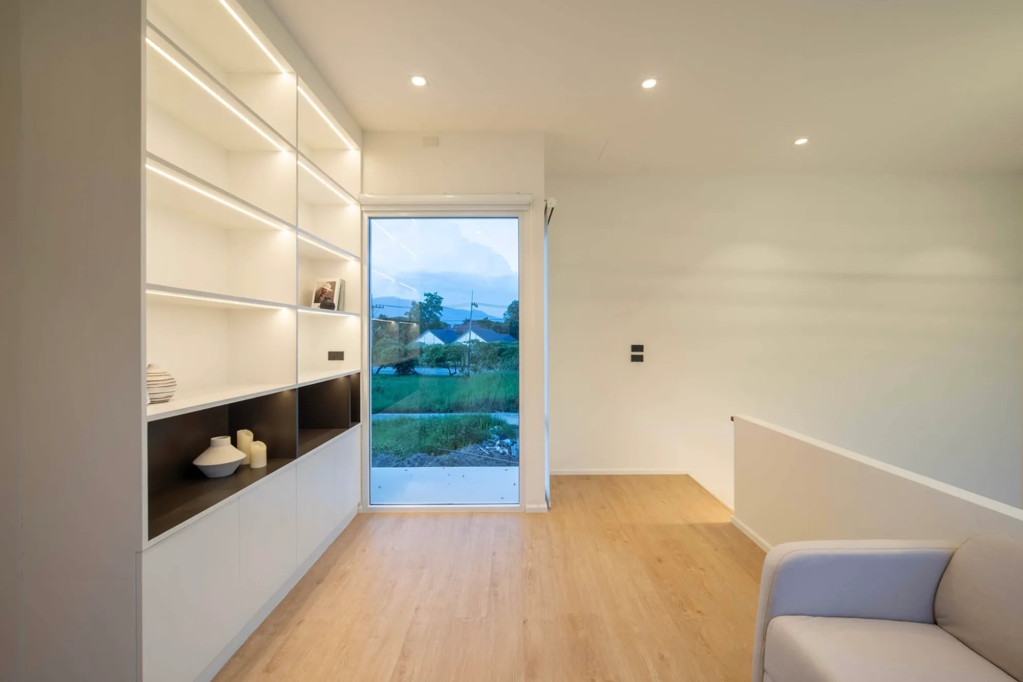 Luxury 4BR Modern Pool Villa For Rent Near Kad Farang Hang Dong — photo 23 of 35