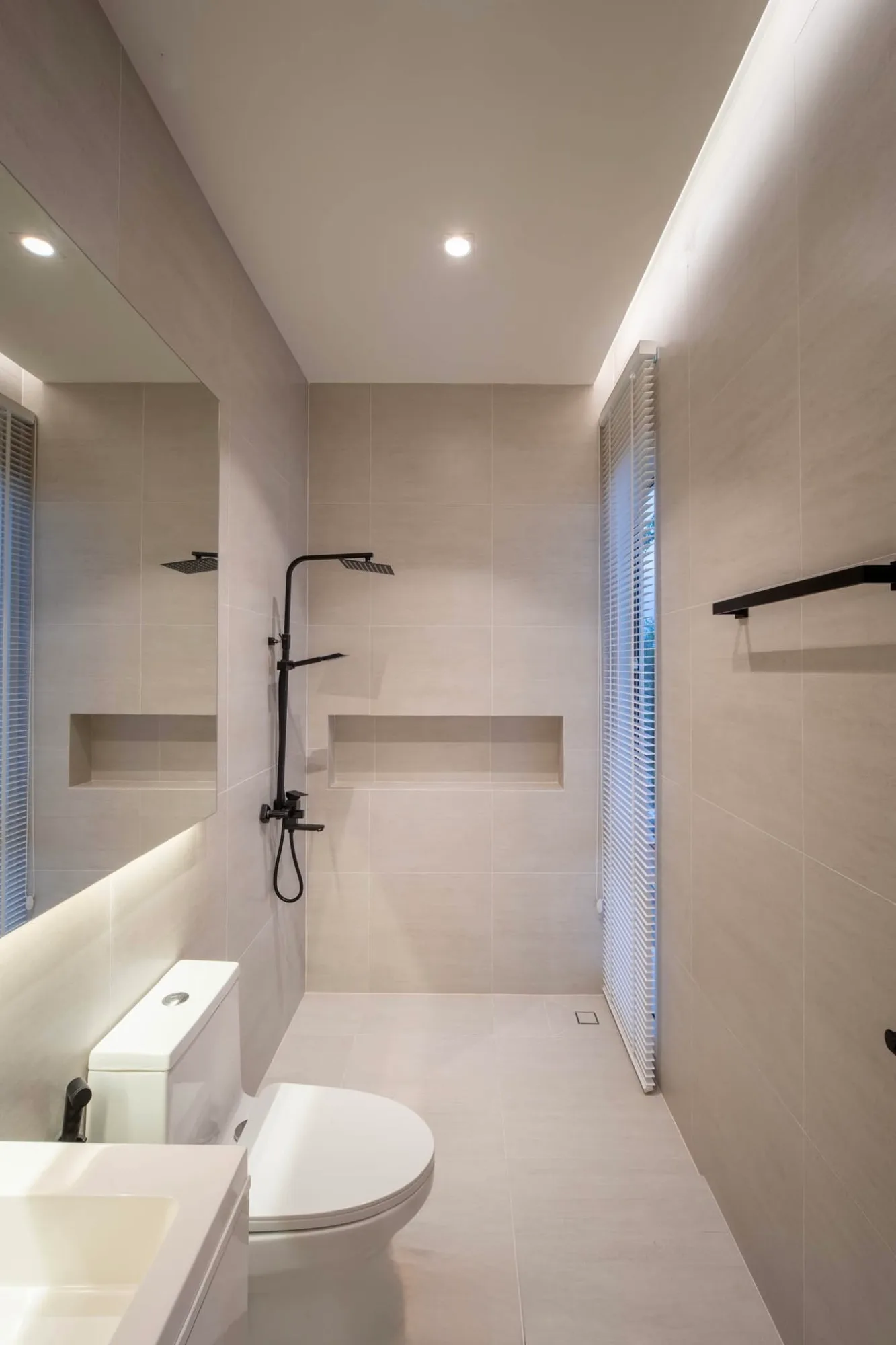 Luxury 4BR Modern Pool Villa For Rent Near Kad Farang Hang Dong — photo 26 of 35
