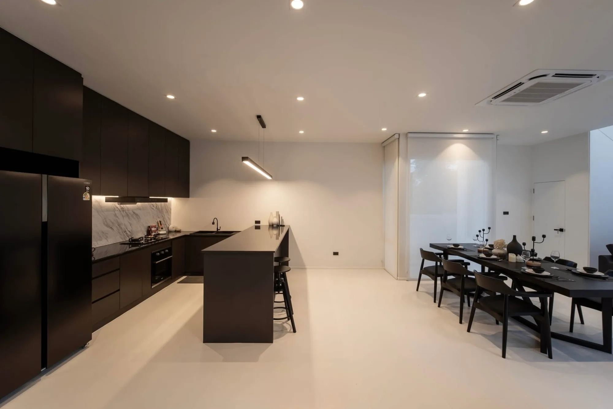 Luxury 4BR Modern Pool Villa For Rent Near Kad Farang Hang Dong — photo 28 of 35