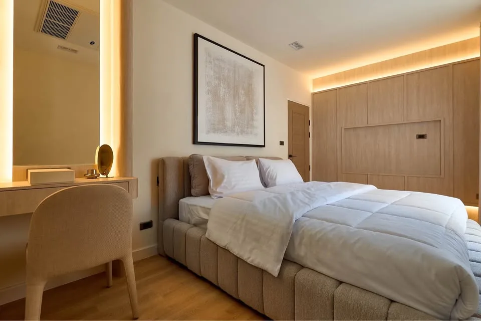 Luxury 4BR Pool Villa For Sale | Vararom Charoenmuang Chiang Mai — photo 10 of 48