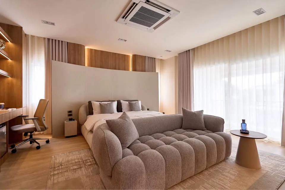 Luxury 4BR Pool Villa For Sale | Vararom Charoenmuang Chiang Mai — photo 37 of 48