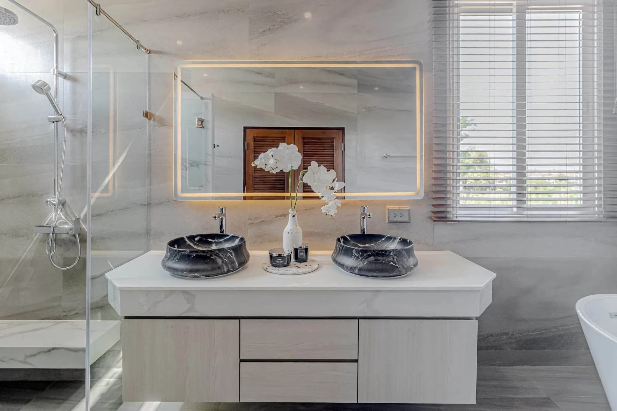 Luxury Twin Pool Villas For Rent & Sale Near MAYA Chiang Mai — photo 13 of 18
