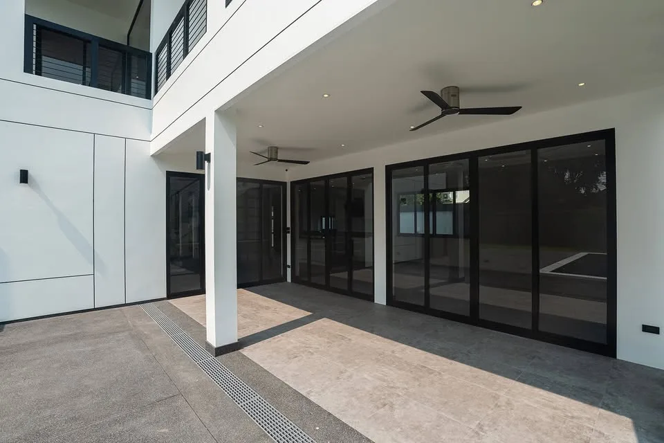 Modern 4BR Pool Villa For Sale | 999@Baan Wang Tan Hang Dong Near Mae Hia — photo 5 of 24