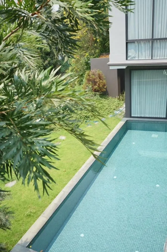 Modern Waterfront Luxury Pool Villa For Rent & Sale | The Calmnest Doi Saket — photo 16 of 30