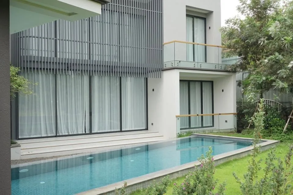Modern Waterfront Luxury Pool Villa For Rent & Sale | The Calmnest Doi Saket — photo 25 of 30