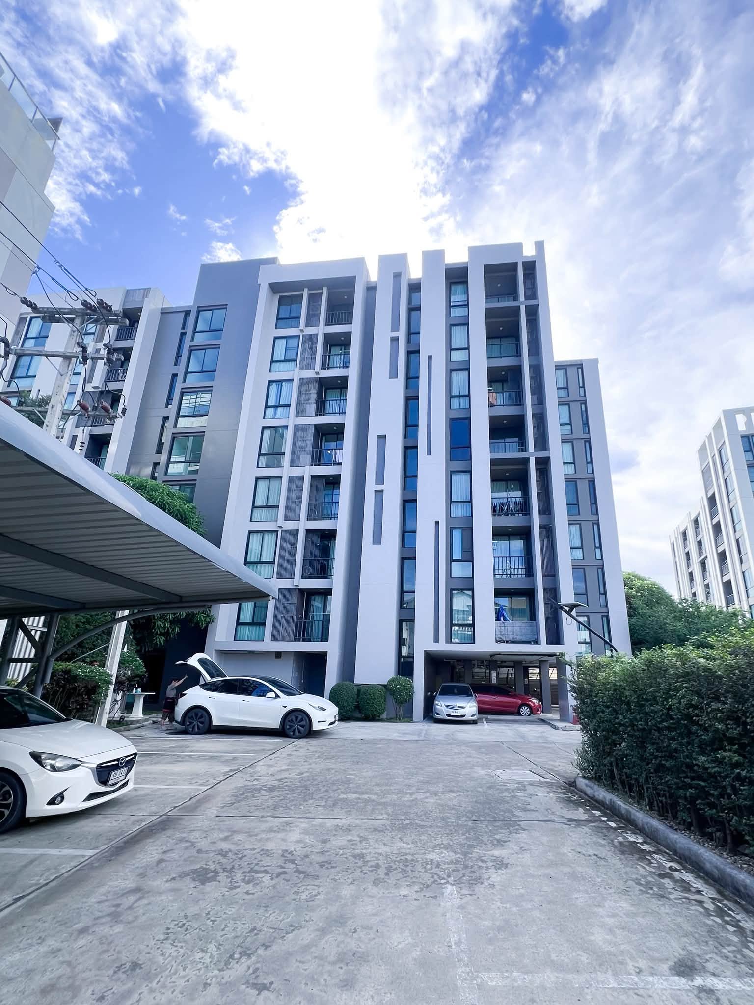 Nimman Condo for Rent: Palm Springs Royal Chiang Mai | 18K/mo — photo 1 of 14