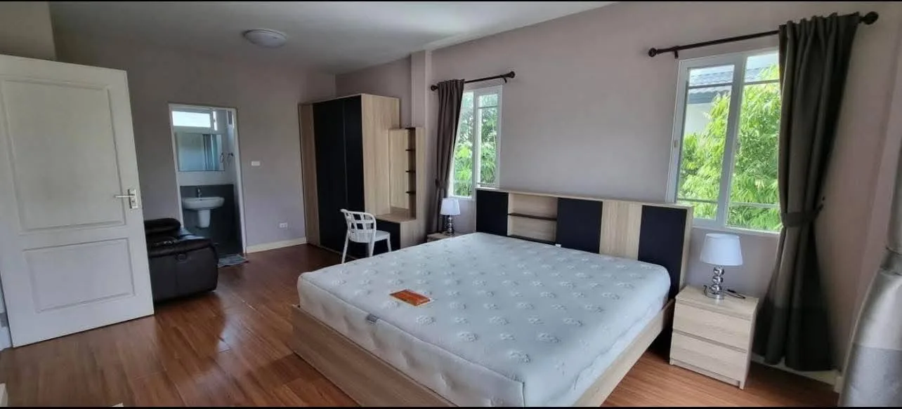 Pet-Friendly 3BR House For Rent Siwalee Choeng Doi | Serene Lake Chiang Mai — photo 2 of 6