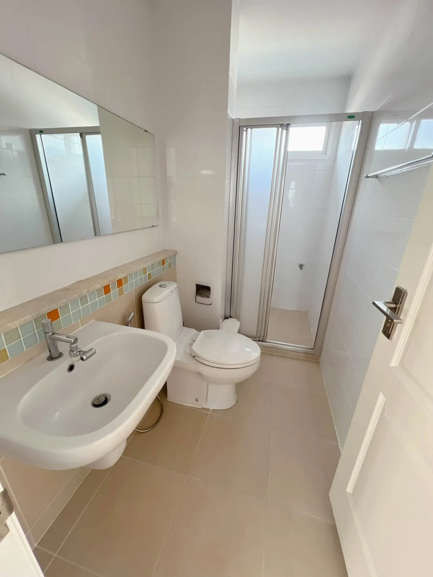 Siwalee Choeng Doi Serene Lake 3BR House For Rent | Renovated Near LIST & GIS — photo 11 of 41
