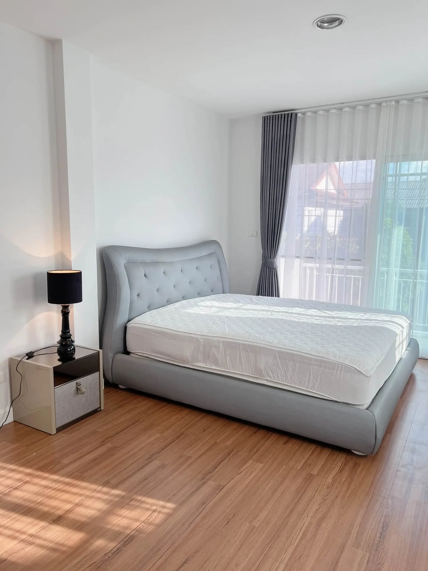Siwalee Choeng Doi Serene Lake 3BR House For Rent | Renovated Near LIST & GIS — photo 38 of 41