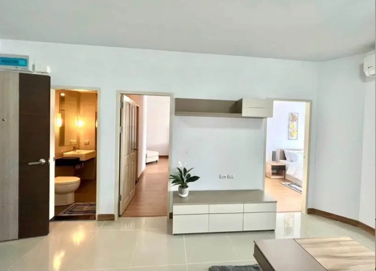 Supalai Monte 1 High-Floor 2BR Condo For Rent | Doi Suthep View Near Central Fest — photo 3 of 9