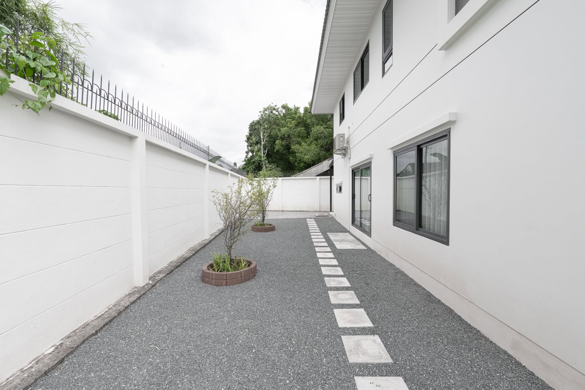 Supalai Park Ville Hang Dong — photo 25 of 28