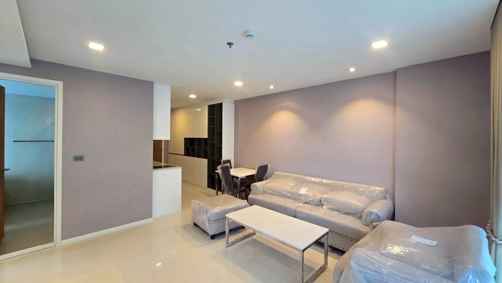 The Star Hill Condo For Rent & Sale | 2BR Near CMU & Nimman Chiang Mai — photo 4 of 15