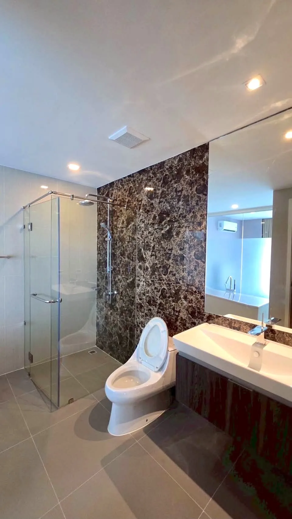 The Star Hill Condo For Rent & Sale | 2BR Near CMU & Nimman Chiang Mai — photo 11 of 15